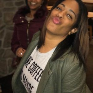 Meet your Posher, Crystal